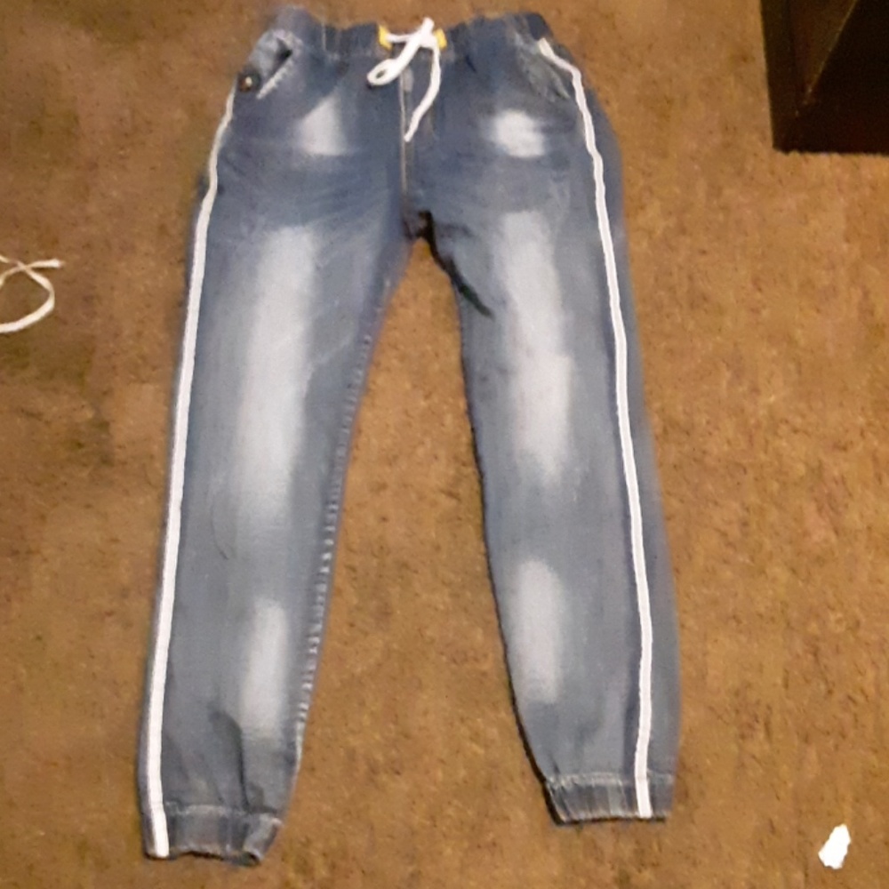 Clean joggers